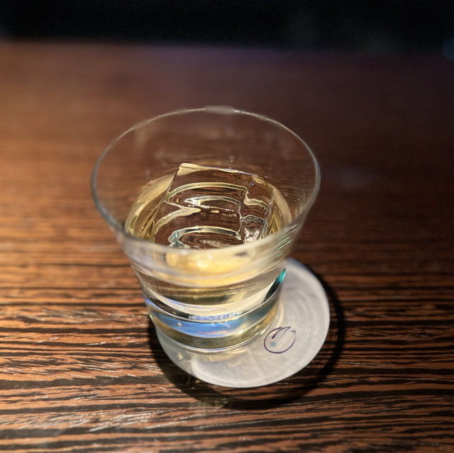 《東京 新宿》 歌舞伎町のど真ん中にある隠れ家BAR🍸 《東京 新宿》 歌舞伎町のど真ん中にある隠れ家BAR🍸