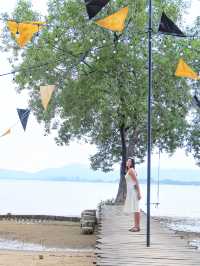 คาเฟ่ติดทะเลภูเก็ต GROVE PHUKET 
