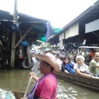 Floating Market Shopping 