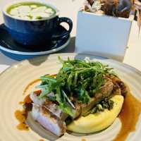  ☕️Library Restaurant and Bar