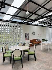 the meadow & Bistro ย่านศาลายา
