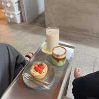 「Ourlog Coffee」：市中心咖啡店，咖啡香氣濃鬱