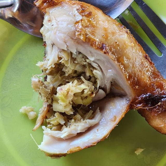 ไก่ย่างมอดินแดง
