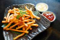 ร้านอาหารวีแกน เข้ม-ข้น พาหุรัด