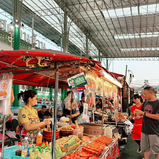 布吉泰特式：班贊海鮮鮮貨市場