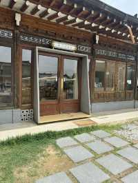 푸릇푸릇 싱그러운 여름철 야외 테라스 감성카페
