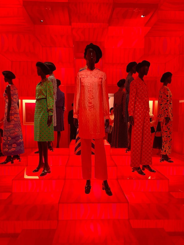 【東京】期間限定開催中💄ミス ディオール展覧会