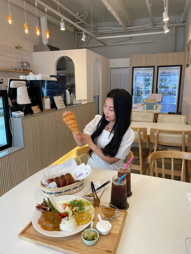 🥖한국 할머니가 직접 만드시는 체코 전통 굴뚝빵 아시나요?