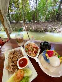 คาเฟ่ในร่องสวนมะพร้าว