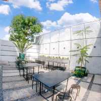 CAFE KOLO | COFFEE SHOP COMFORTABLE FOR HANG OUT