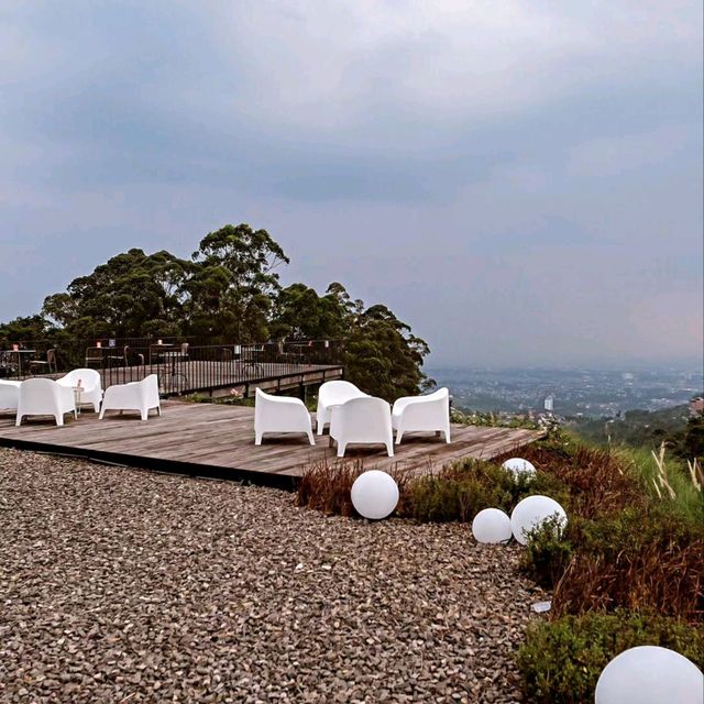 IMAGO HILLS | THE TRENDY COFFEE SHOP IN DAGO ATAS, BANDUNG