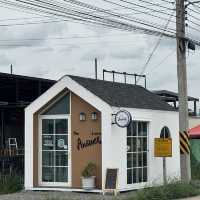 ร้านคาเฟ่ มินิมอล บ่อวิน ”𝓣𝓱𝓮 𝓐𝓷𝓼𝔀𝓮𝓻 “