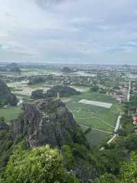 ベトナム北部の絶景の秘境ニンビン！歴史的な遺産をサイクリング！
