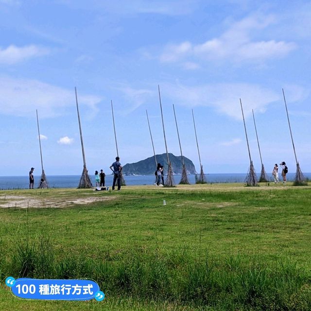 基隆-騎乘飛天掃帚，親子最愛的濱海景點：潮境公園