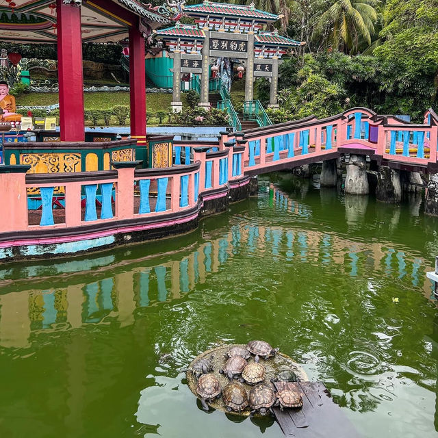 Singapore’s strangest museum “Haw Par Villa”