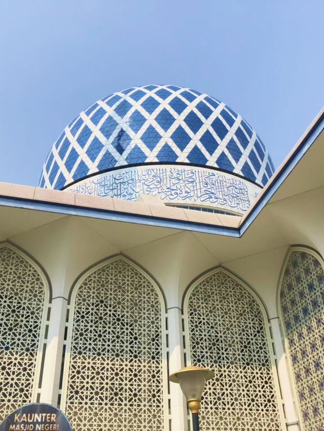 【神秘的🕌✨】クアラルンプール必見のモスク👀