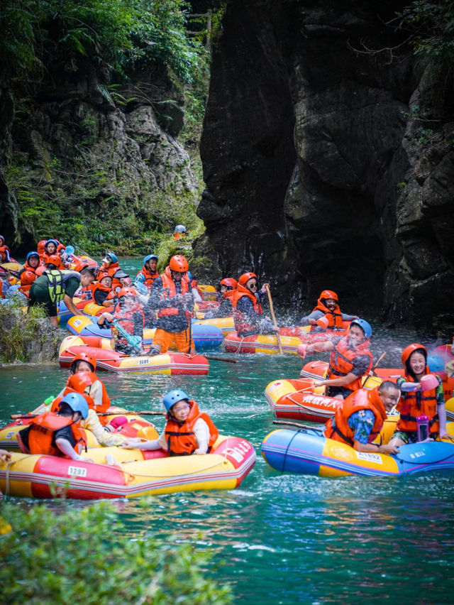 《水上活動》高過河漂流：美景，全家共遊，適合夏天