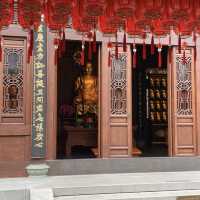 A Spiritual Journey: Find Inner Peace at the Jade Buddha Temple