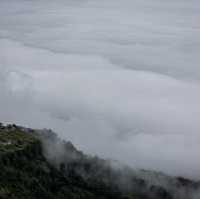 ที่พักสวยบนภูทับเบิก เห็นวิวทะเลหมอกแบบจึ้งงง⛰️