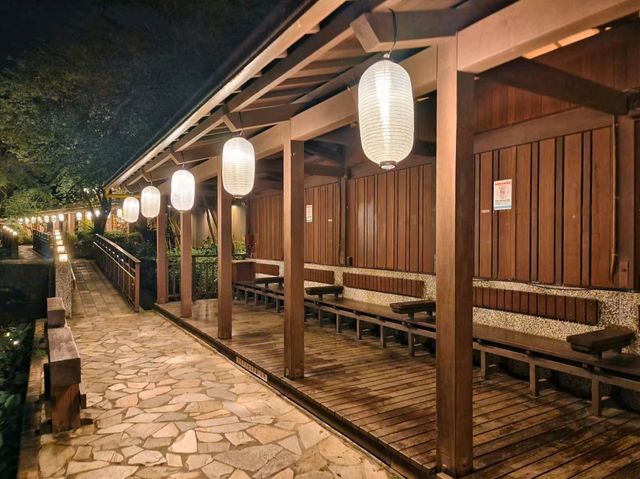 海邊玩水後泡湯，安逸啊！