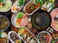 คาเฟ่พัทยา ในร่องสวนริมน้ำ