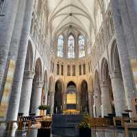 The Timeless Majesty of St. Michael and St. Gudula Cathedral: Brussels’ Gothic Gem