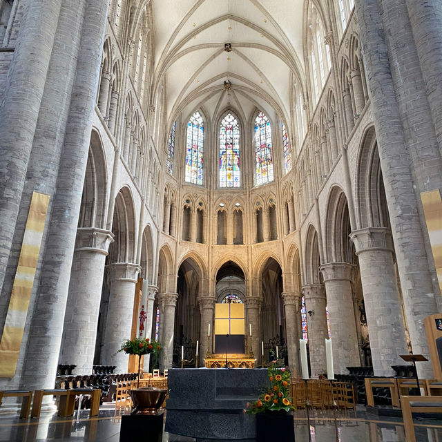 The Timeless Majesty of St. Michael and St. Gudula Cathedral: Brussels’ Gothic Gem