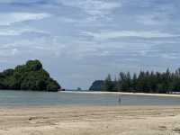 เที่ยวหาดนพรัตน์ธารา … สวย สงบ บรรยากาศดี 🌊