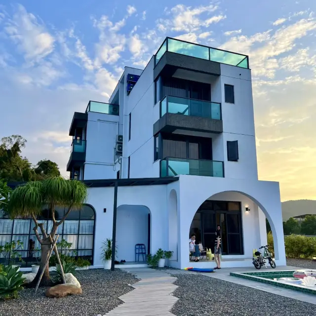 Nestled in the vast fields, 'Liba Villa' B&B.