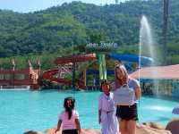 The Resort Waterparkรีสอร์ทสวนน้ำกลางเขาที่สวนผึ้ง