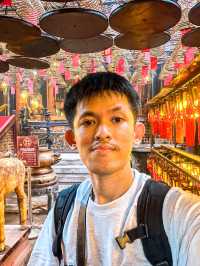 วัดหม่านโม (Man Mo Temple)