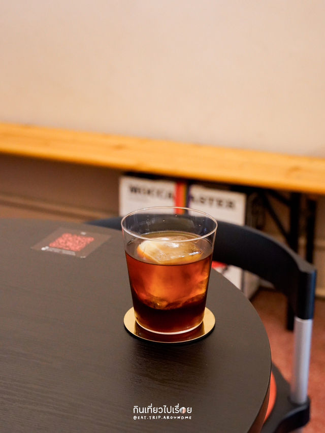 จิบกาแฟในคาเฟ่ย่านตลาดน้อย