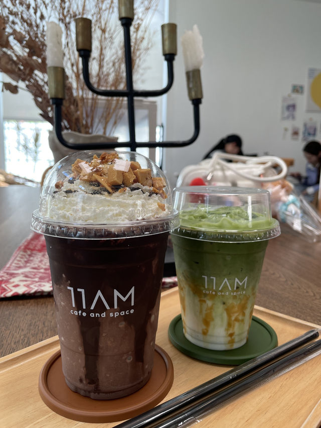 11AM cafe ร้านคาเฟ่พี่เมย์อา ขอนแก่น