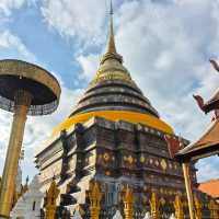 เที่ยววัดพระธาตุลำปางหลวง