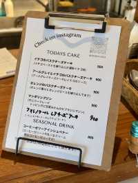 Chesse cake cafe in Shinjuku🍰