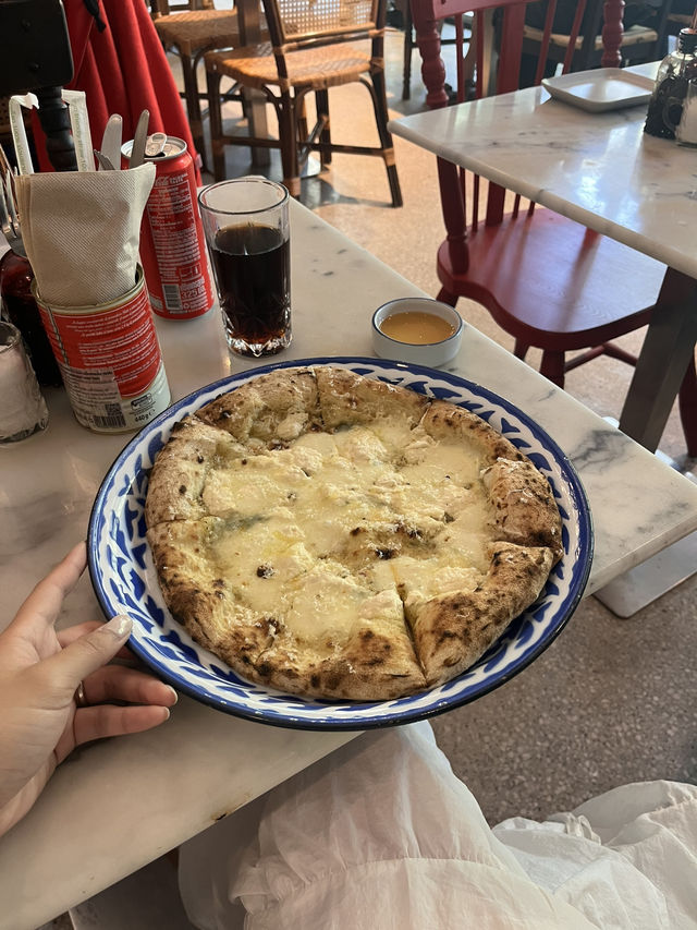 치앙마이 대표 피자 맛집 '아디락 피자'🇹🇭