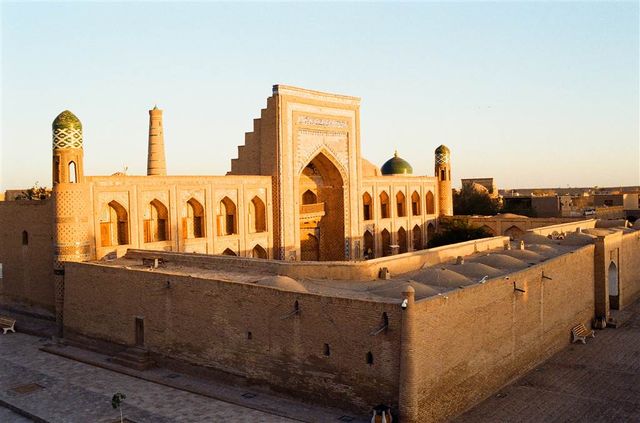 Uzbekistan — A Bag of Gold Just to See Khiva