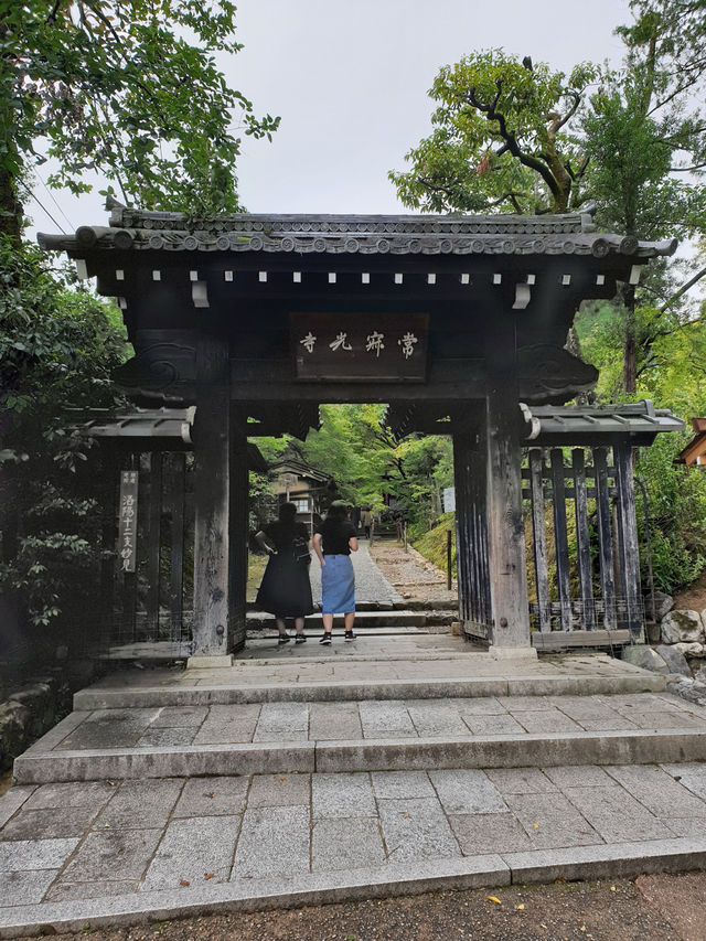 京都常寂光寺參訪體驗：隱藏在嵐山的紅葉秘境