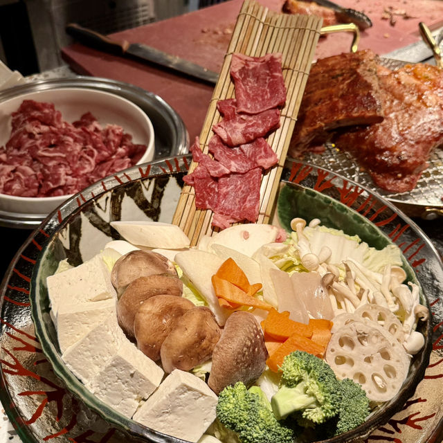 高雄日航酒店2樓自助餐.性價比很好👍海鮮豐富.品項許多.讓人吃撐的走出去