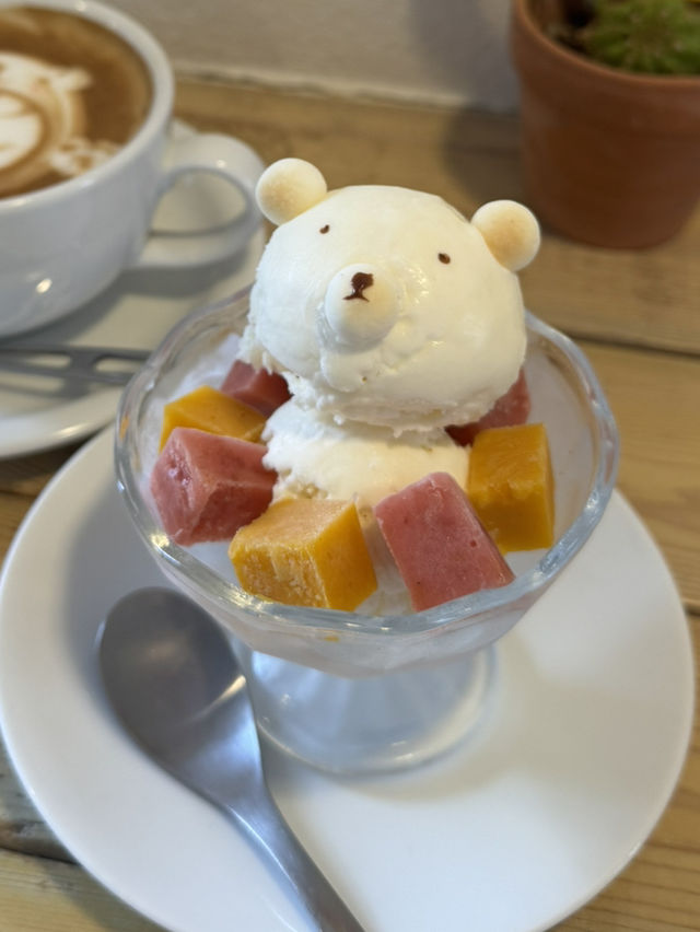 【日田観光】豆田町商店街にある可愛い白くまに会えるカフェ🐻‍❄️