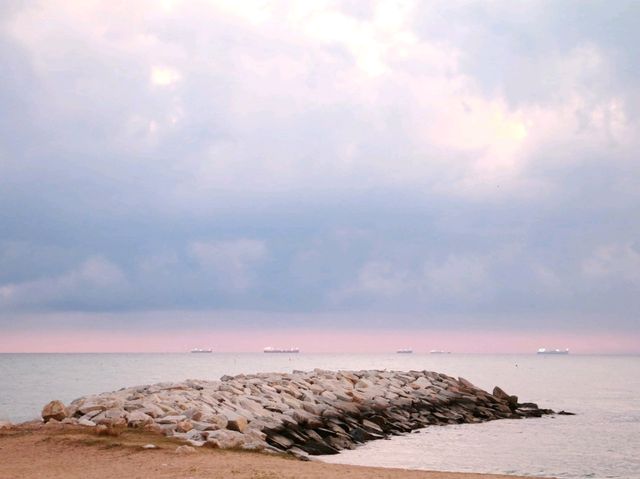 หาดแหลมเจริญ