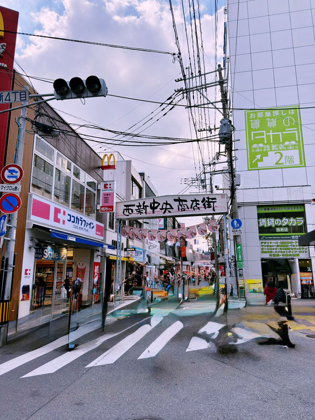 福岡西新商店街：在漫步中尋找生活的意義 🌸