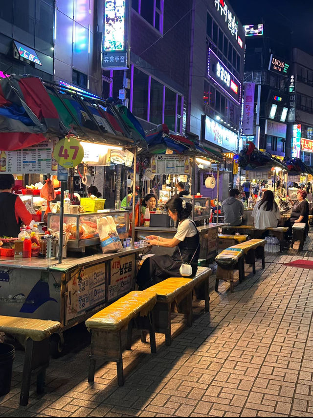 🍢 BIFF Square – The Street Food & Movie Hub of Busan 🎬
