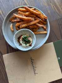 Shoreditch bangkok ร้านเล็กแต่อร่อยมากมาย