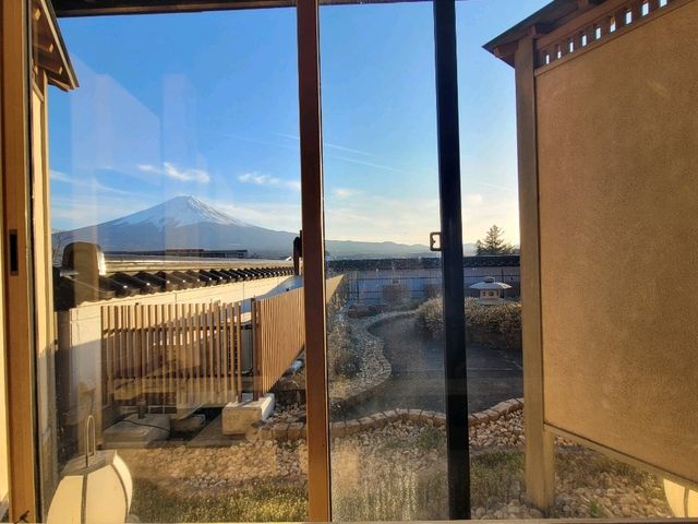 A Winter Journey to Mount Fuji