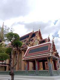 สรงน้ำพระ 🙏กราบพระพุทธอังคีรส วัดราชบพิธ