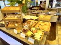 A Slice Of Luxury at Apo View Hotel