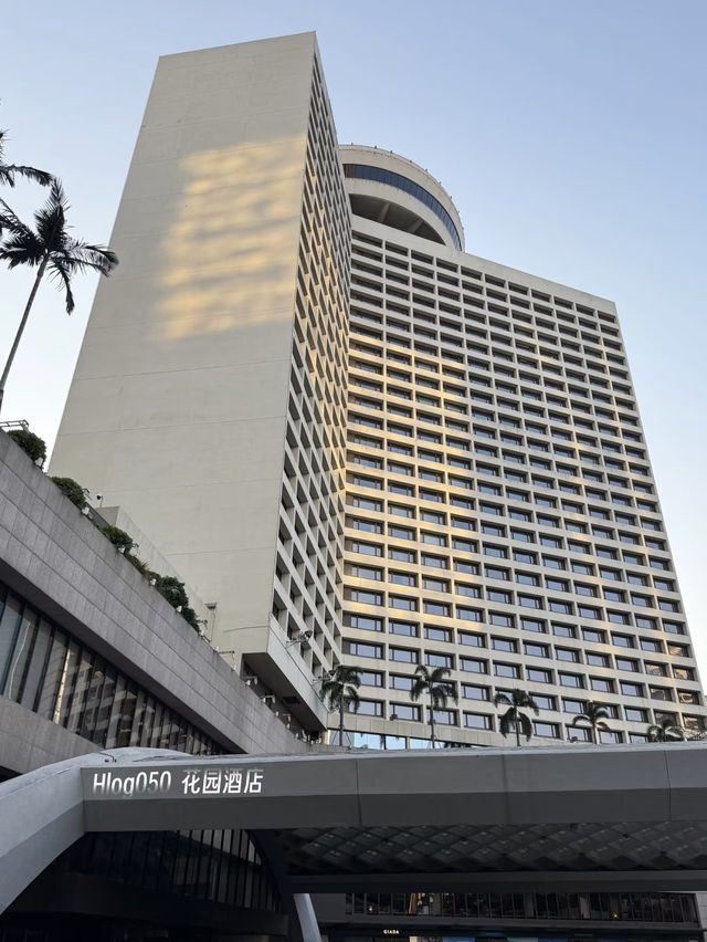A Sleek Urban Stay at HLOG050 Guangzhou
