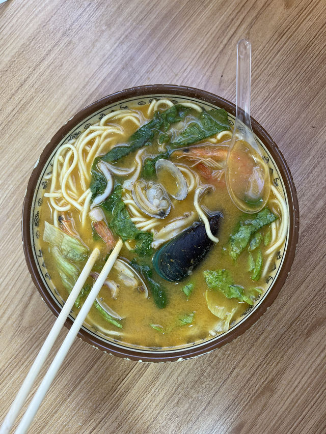 🦐샤차면 한 그릇 38위안! 현지의 맛이 이 한 그릇에