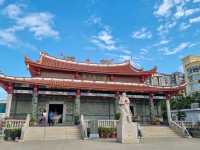 Seaside temple in Hui An